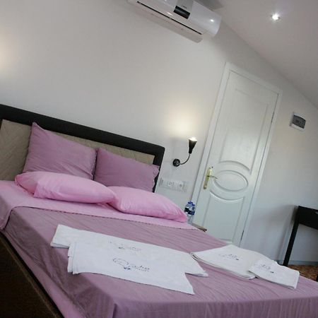 Sakran Hotel Yenisakran Habitación foto